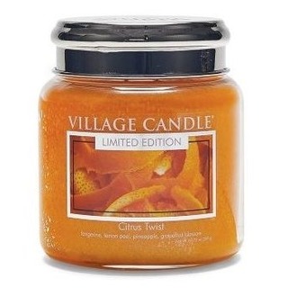 Village Candle Stredná vonná sviečka v skle Citrus Twist 397g - Citrusové osvieženie